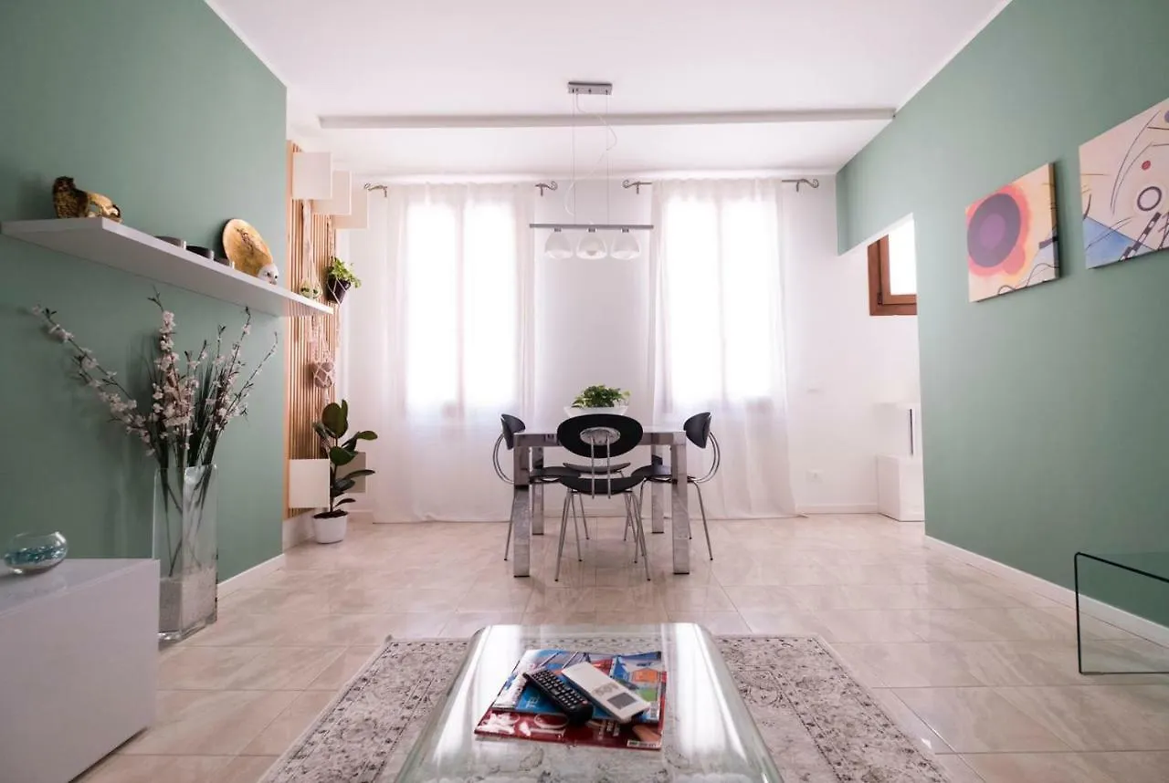 Apartment Palazzina Bandiera E Moro Hotel Venice Italy