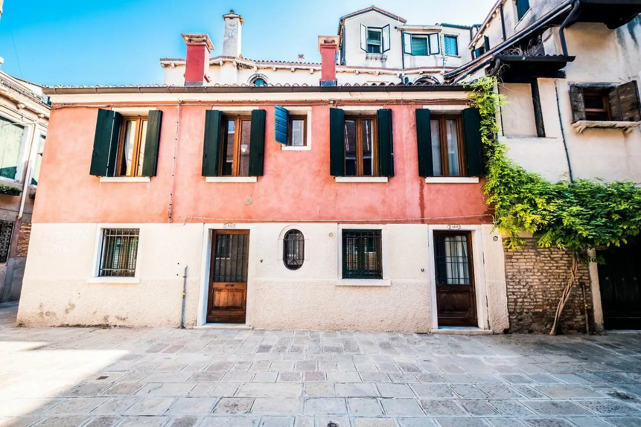 Apartment Palazzina Bandiera E Moro Hotel Venice Italy